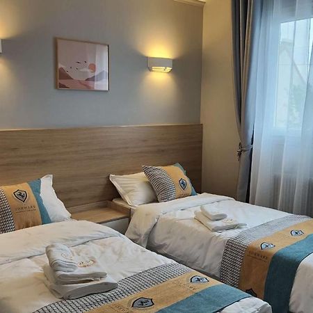 Chambre Pour 2 Personnes Avec Lit Separe Dans La Banlieue Parisienne Бонди Экстерьер фото